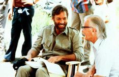 Elhunyt a Tövismadarak és A sógun főszereplője