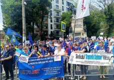 Összefogtak a szakszervezeti szövetségek – Általános sztrájkkal fenyegetnek