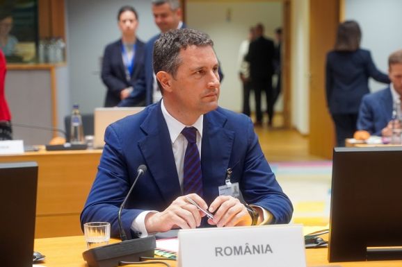 Tánczos Barna elmondta, meddig marad érvényben a nyugdíjak és a bérek befagyasztása