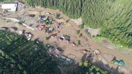 Háromra nőtt a suceavai áradások halálos áldozatainak száma