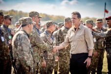 Moșteanu szerint Románia védelmét nem ezer amerikai katona jelenti