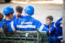 Ötszáz dolgozót bocsátott el a legnagyobb hazai kőolajipari cég