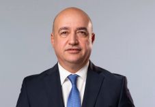 Leváltják a korrupcióval gyanúsított vasúti igazgatót