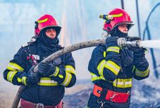 Lángok martalékává lett egy magánház