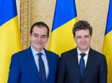 Kirúgta tanácsadóját az államfő