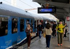 December közepétől drágulnak a vonatjegyek