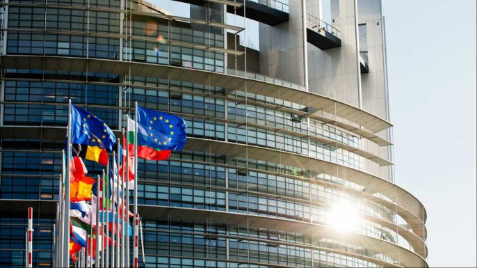 Az EB felfüggesztette a Románia ellen indított túlzottdeficit-eljárást