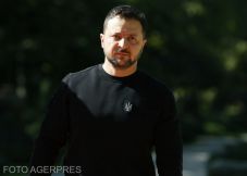 Ukrajna túlélése múlhat Zelenszkij hatalommegosztási készségén