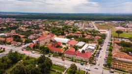 Tanácsi határozat biztosítja a magyar nyelvű feliratokat Újszentesen