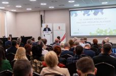 Hogyan tovább, Kárpát-medencei magyar sajtó?