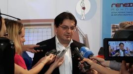 Felmentették a korrupciós vádak alól a volt minisztert – Megtarthatja a pénzét is