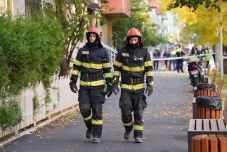 Adományokat gyűjtenek a bukaresti robbanás miatt fedél nélkül maradt több száz áldozatnak
