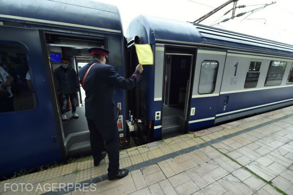 FRISSÍTVE - Vonatjáratok tucatjait állították le a CFR Călători tartozásai miatt