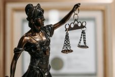 Kórképet állít a igazságszolgáltatásról az államfő