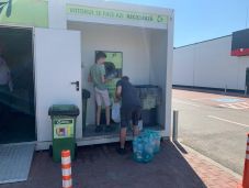 „Beviszik a kamrába” a betétdíjas rendszert