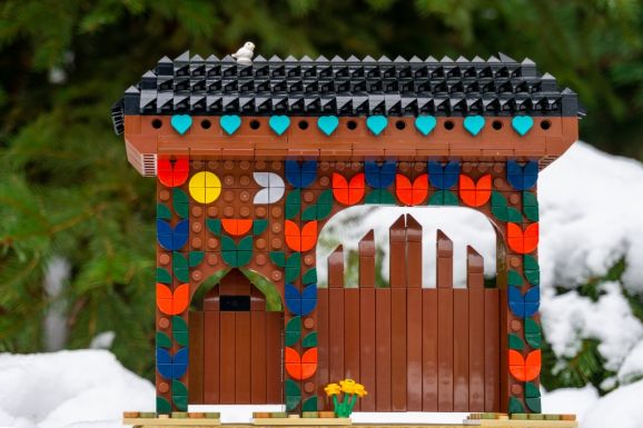 Valóra válhat Kerestély Koppány álma, hogy LEGO-készlet legyen a székelykapuból