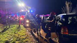 Tizenegy személy sérült meg a Maros megyei autóbalesetben