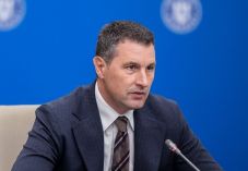 Tánczos Barna: A dolgok hihetetlen sebességgel változnak – A kihívás, hogy megőrizzük a nyugalmunkat (VIDEÓ)