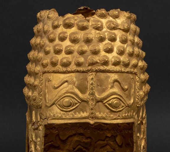 Váratlan fordulat: előkerült a hollandiai múzeumból ellopott dák aranysisak és a karkötők