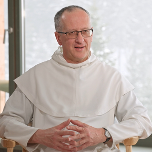 Mi fér bele egy kávéba? Bátor Botond atyával beszélgettünk 