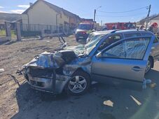 Frontális ütközés történt Maros megyében