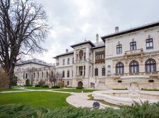 A transzatlanti biztonságról egyeztetnek a B9-ek