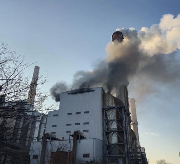 Tűz ütött ki az egyik legnagyobb hőerőműben – Leállították az egyetlen működő blokkot