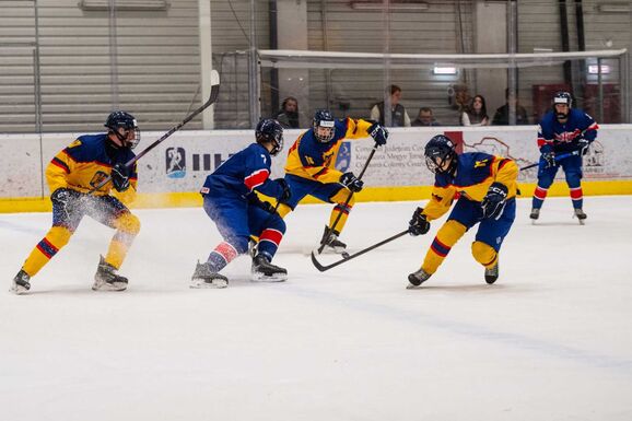 Vereséggel rajtolt a román csapat a kézdivásárhelyi U18-as hokivébén