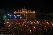 Magyarországon a világ szeme: így reagáltak az európai politikusok a Tisza Párt győzelmére