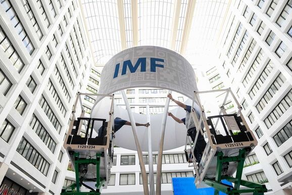 IMF-előrejelzés: csupán 0,7 százalékos lesz idén a román gazdaság növekedése