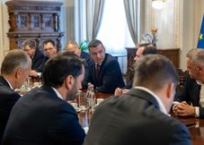 Lemondtak a PSD miniszterei, vége az eddigi koalíciónak 