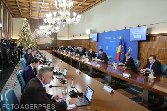 Iktatták az elnöki hivatalban az ideiglenes miniszterekre vonatkozó javaslatokat