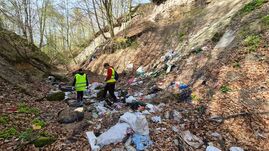 Tavaszi Erdei Nagytakarítás: közös erővel tisztult meg Bálványos és a Szent Anna-tó térsége