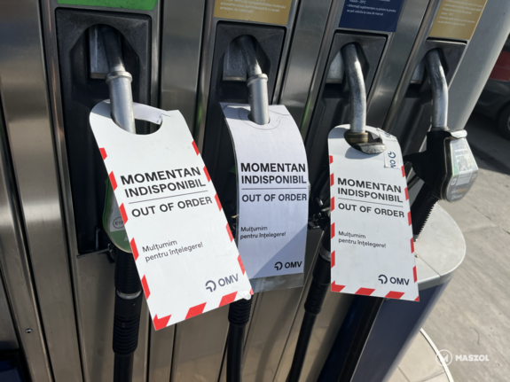 Küszöbön a 10 lejes üzemanyagár? – Folyamatos drágulást és hiányt vetít előre a szakértő