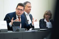 Amerikai kritika, romániai kérdőjelek: Vincze Loránt árnyalja az EB-t ért tengerentúli vádakat