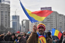 Az AUR és szimpatizánsai tüntettek az adóemelések ellen 