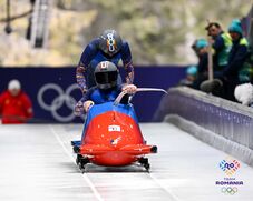 Ismét álmodozhat Románia – Két forduló után előkelő helyen a bob kettes