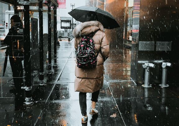 Újabb riasztások: Heves esőzések, havazás és hóvihar