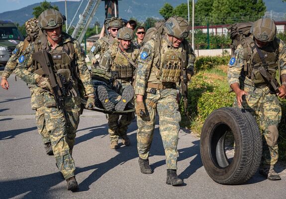 Önkéntes katonai szolgálat Romániában: elég vonzó lesz az 5200 euró?