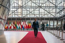 Új alku az Európai Unióban: piac igen, vétó nem