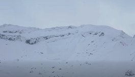 Lavinát indítottak el síelők a Fogarasi-havasokban