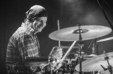 Elhunyt Bräutigam Gábor, a Kispál és a Borz alapító dobosa