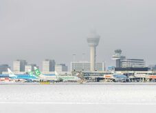 Megbénította a belgiumi és a hollandiai légiközlekedést az erős havazás