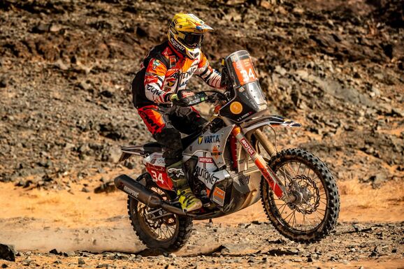 Sikerrel vette a 16. Dakar-raliját Gyenes Emánuel