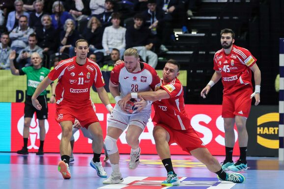 Férfi kézilabda Európa-bajnokság: két magyar siker, két román vereség