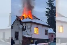 Elszenesedett holttestet találtak a tűzoltók egy nagybányai házban