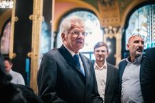 Betámadták Bölönit a Dobrin és Balaci bírálata miatt