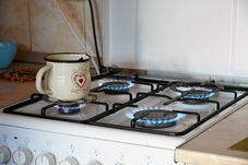 Niculescu: a jelenlegi hatósági árnál olcsóbban is lesz majd földgáz április elsejétől