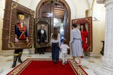 Több száz gyermeket láttak vendégül a Cotroceni-palotában