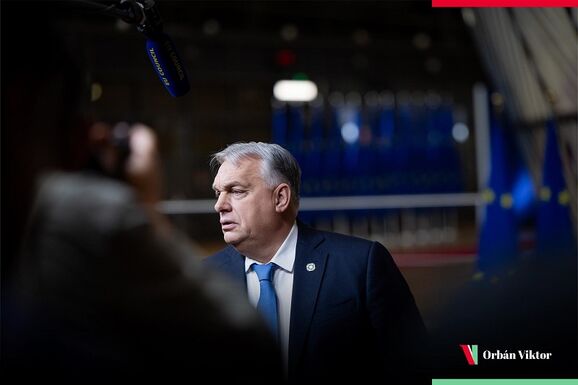 Újraválasztották Orbán Viktort a Fidesz elnökének